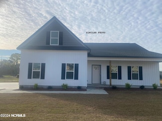 3642 N Carolina 41, Trenton, NC 28585