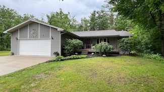 10080 Birch Hill Dr, Atlanta, MI 49709