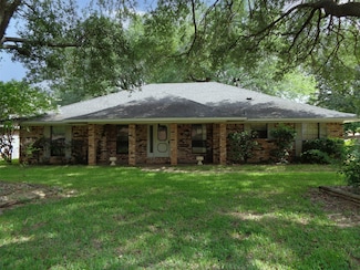 2523 Brownlee Rd, Bossier City, LA 71111