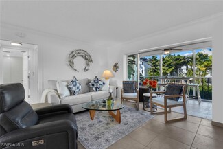 1100 Little Neck Ct Unit F53, Naples, FL 34102