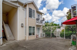 1255 NE 152nd St Unit 2, Shoreline, WA 98155