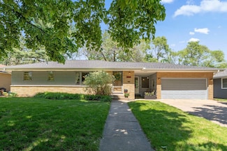 5406 45th Ave N, Robbinsdale, MN 55422