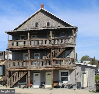 31 E High St Unit 1/2, Red Lion, PA 17356