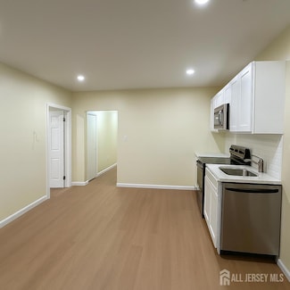 166 Throop Ave, New Brunswick, NJ 08901