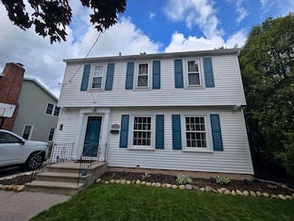 2811 School St, Two Rivers, WI 54241