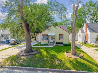 1543 N Hood St, Wichita, KS 67203