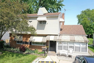 26540 Nagel St, Roseville, MI 48066