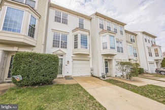 8 Weatherly Rd, De Soto, NJ 08075