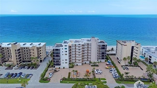 9375 Gulf Shore Dr Unit 402, Naples, FL 34108