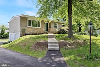 103 Dolly Ln, Chalfont, PA 18914