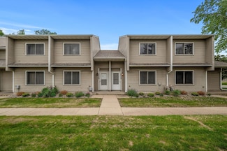 4464 McColl Dr, Savage, MN 55378