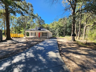 910 West St, Smithfield, NC 27577