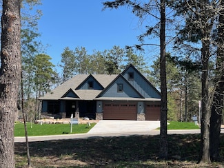 9998 211th Ct N, Forest Lake, MN 55025