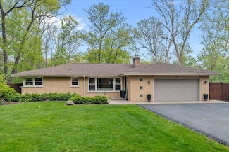 1477 Shawnee Trail, Riverwoods, IL 60015