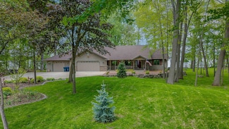 W9623 Rose Cir, Beaver Dam, WI 53916