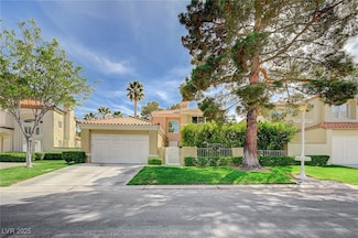 8221 Crow Valley Ln, Las Vegas, NV 89113