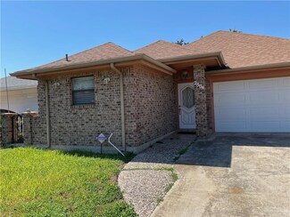 2804 Ashley Dr, Pharr, TX 78577