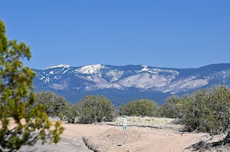 13 S Via Aria, Santa Fe, NM 87506