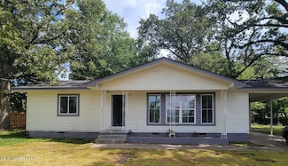 2880 Oak Forest Dr, Jackson, MS 39212