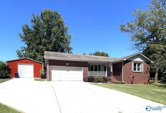 105 Cepha Dr, Hazel Green, AL 35750