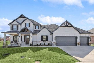 5226 Maria Cristina Ct, Krum, TX 76249