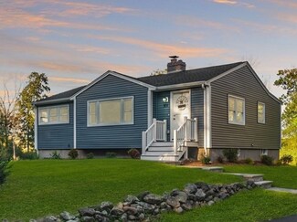 201 Old Burley St, Danvers, MA 01923