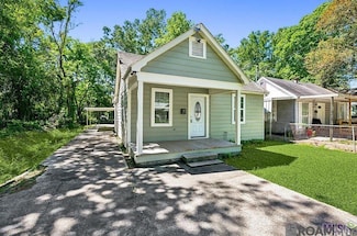 4762 Clayton Dr, Baton Rouge, LA 70805