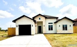 2741 Juan Castillo Ave, Port Isabel, TX 78578