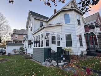 41-43 S Union St, Burlington, VT 05401