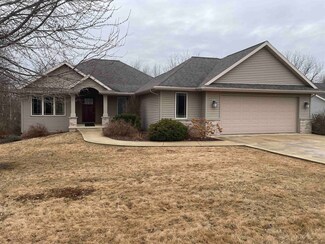 682 Kensington Dr, Ripon, WI 54971