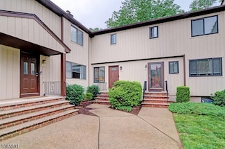 38 Park St Unit E, Florham Park, NJ 07932