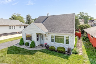 9619 S 53rd Ave, Oak Lawn, IL 60453