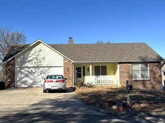 2323 Free State Ln, Lawrence, KS 66047