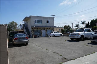 608 E Central Ave, Santa Ana, CA 92707