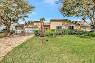 640 Pine Lake Dr, Delray Beach, FL 33445