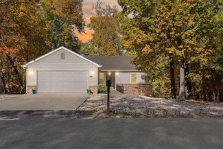 48 Westbury Dr, Bella Vista, AR 72714