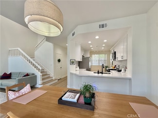 13390 Savanna, Tustin, CA 92782