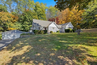 30 Lakeview Terrace, Mahopac, NY 10541