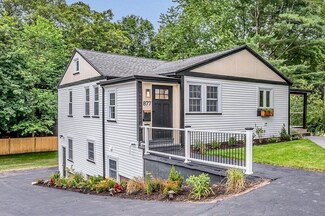 877 Main St, Reading, MA 01867