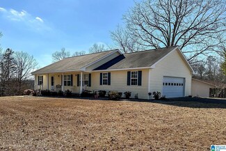 128 Woodhaven Dr, Eastaboga, AL 36260