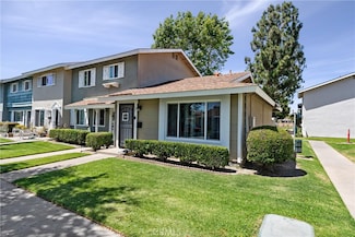 9811 Continental Dr, Huntington Beach, CA 92646