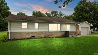 1700 Woodview Dr, Garrett, IN 46738
