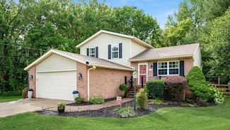 637 Livingston Ct, Heath, OH 43056