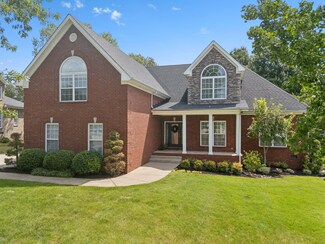 1071 Kacie Dr, Pleasant View, TN 37146