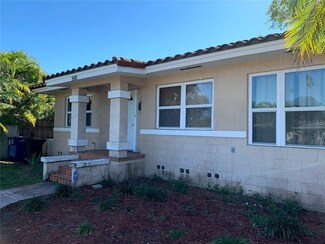 945 Snell Isle Blvd NE, Saint Petersburg, FL 33704