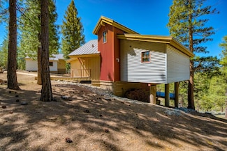 69167 Porcupine Rd, Blairsden Graeagle, CA 96103