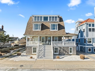 809 S Ocean Ave, Seaside Park, NJ 08752