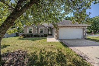 1358 W Berkshire Ave, Nixa, MO 65714