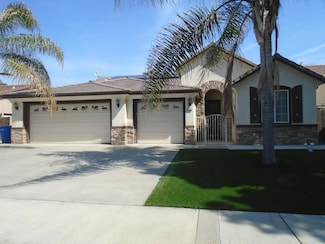 2262 Freedom St, Hanford, CA 93230