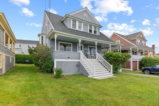 102 Island Beach Rd, Wells, ME 04090